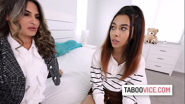 Horny step-parents have a threesome with their step-daughter just strengthen the bond between them – Krystal Sparks, Kalani Luana