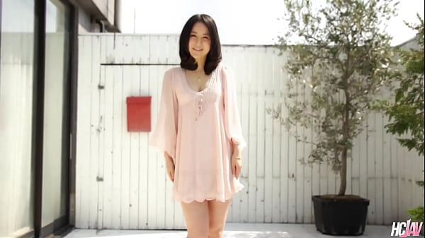 Japanese Babe Ayumi Iwasa Sits on a Hard Cock and Gets Cum Filled