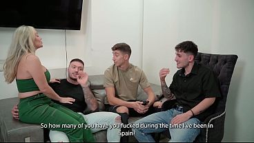 My Girlfriend Wants Papers and We Fuck Her in a Hardcore Gangbang – Tatiana Alvarez