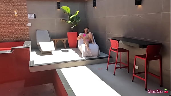 Blonde with Pink Pussy Pounded by Hung Stud in Motel – HD