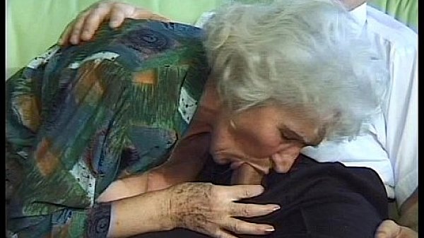Huge cock fucking mature lady